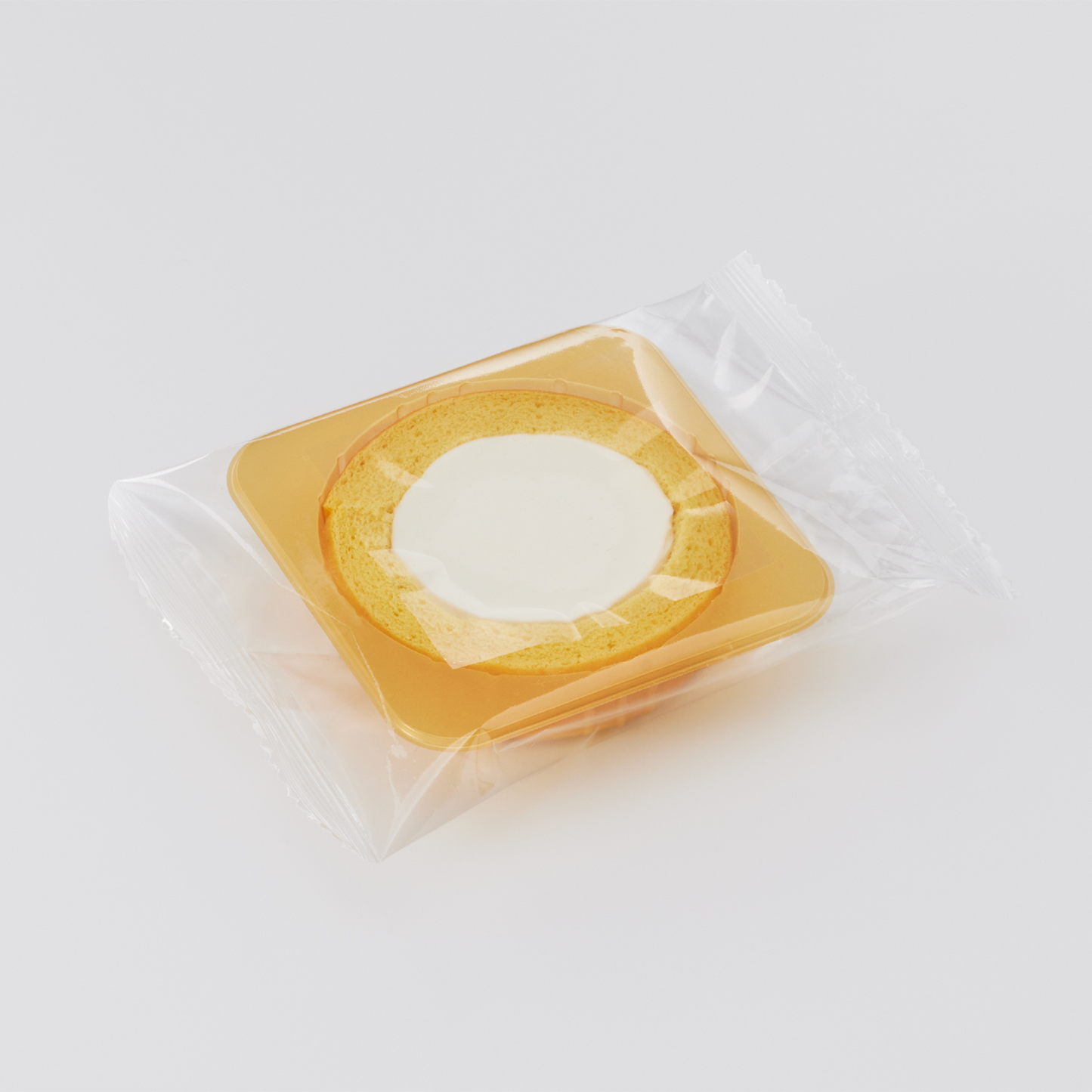 ふんわりロールケーキ豆乳クリーム仕立て プレーン