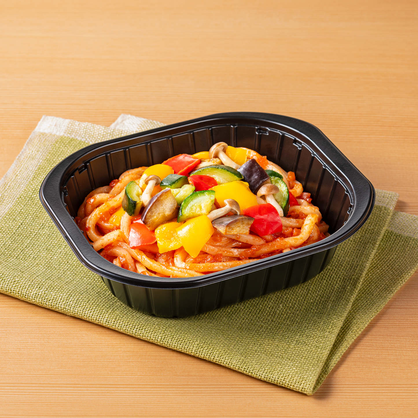 米粉麺 たっぷり野菜のトマトパスタ風