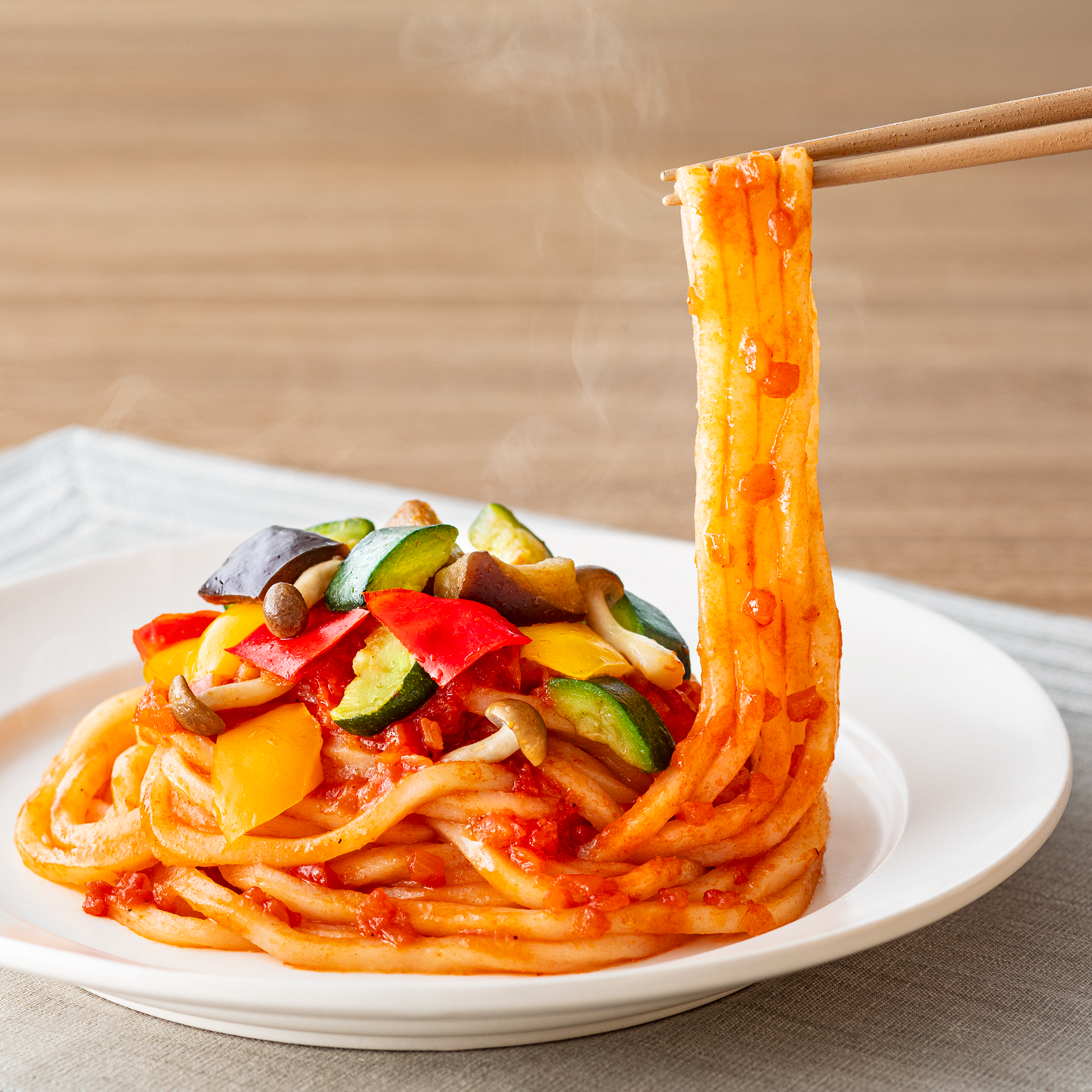 米粉麺 たっぷり野菜のトマトパスタ風