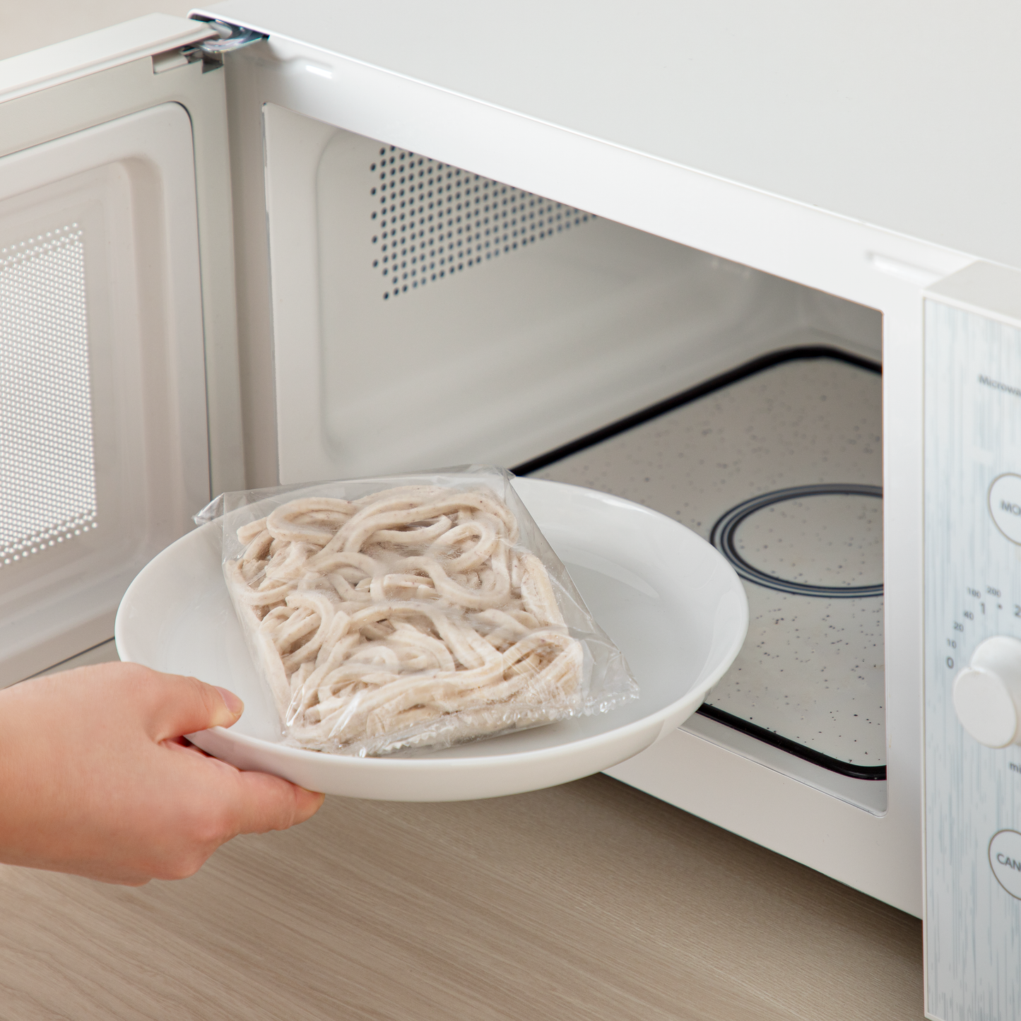 雑穀うどん キヌア・赤米・黒米入り（3食入り）