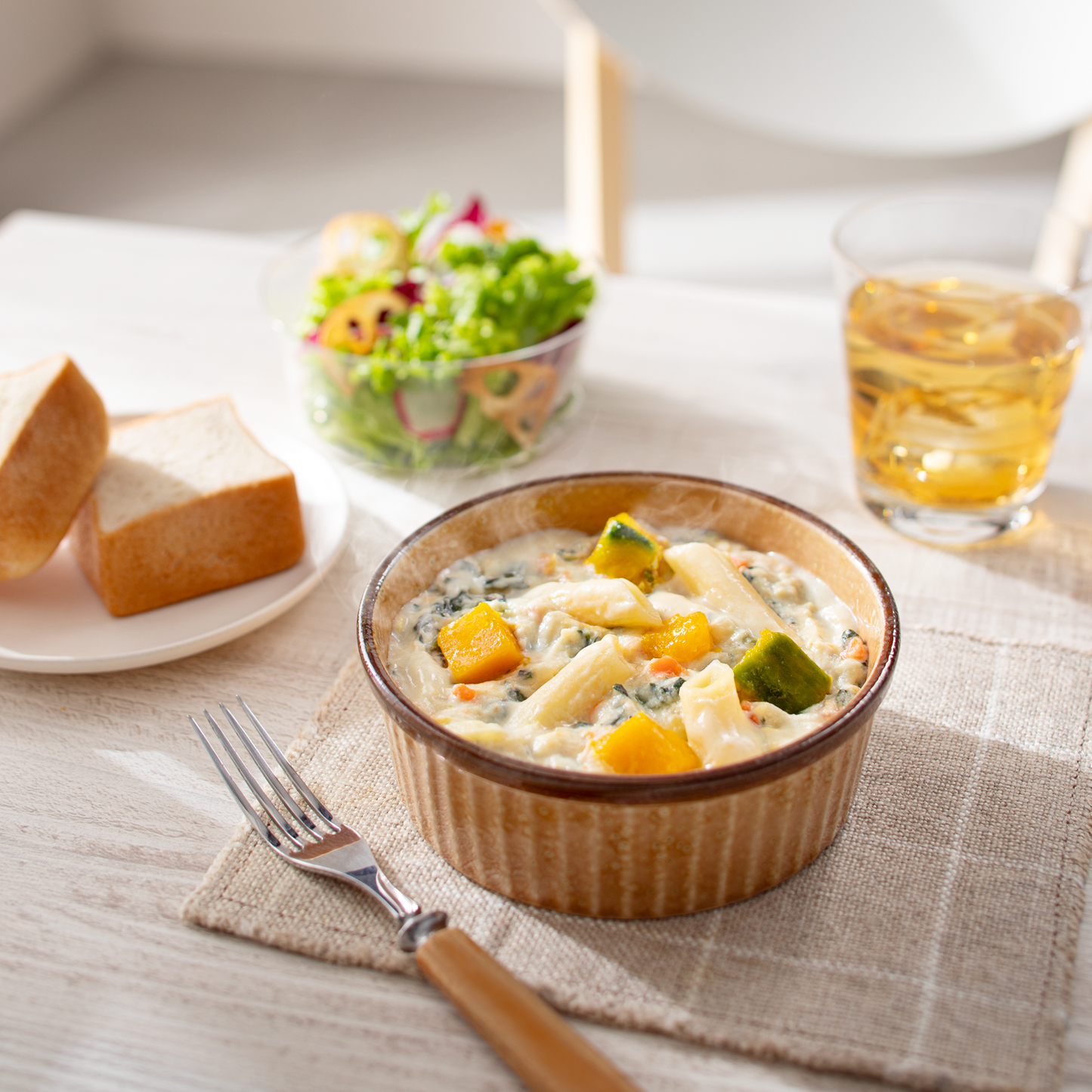 トウモロコシとお米で作ったペンネのグラタン