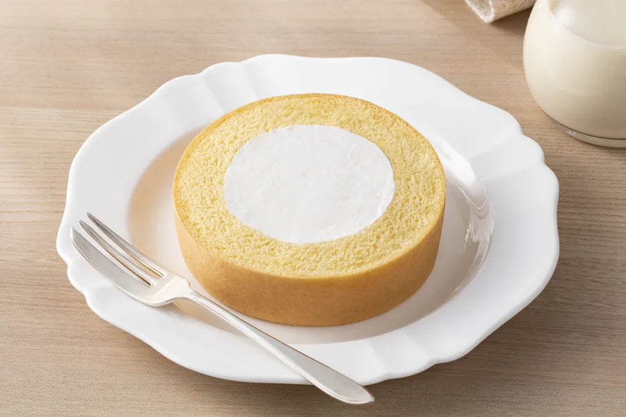 ふんわりロールケーキ 豆乳クリーム仕立て